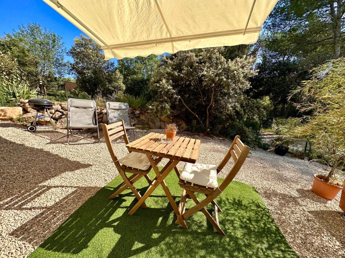 Paisible Studio Tout Neuf En Lisiere De Foret Peyrolles-en-Provence Exteriör bild